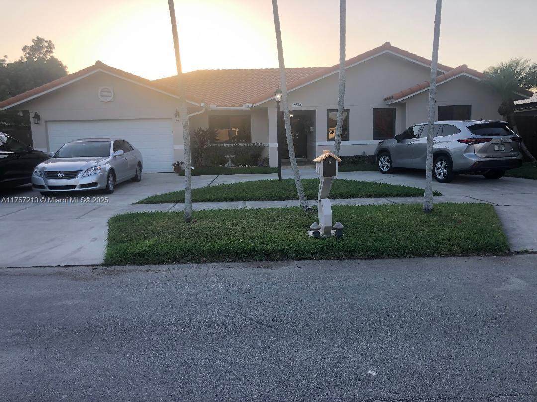 15630 146th Ave - Photo 1