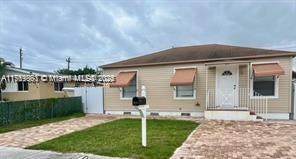 418 Winters St - Photo 1