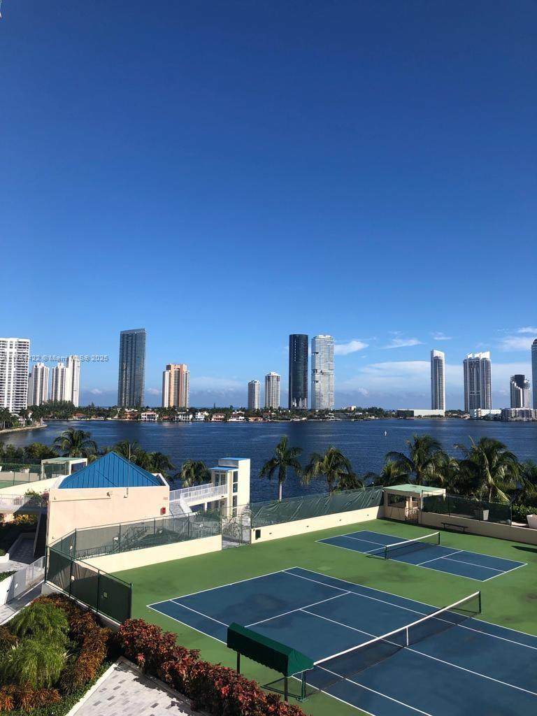 https://bt-photos.global.ssl.fastly.net/miami/orig_boomver_1_A11784422-2.jpg