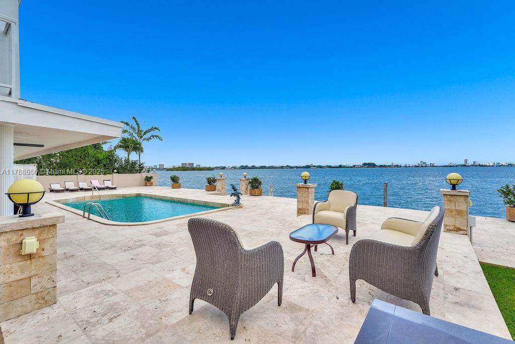 https://bt-photos.global.ssl.fastly.net/miami/orig_boomver_1_A11788950-2.jpg