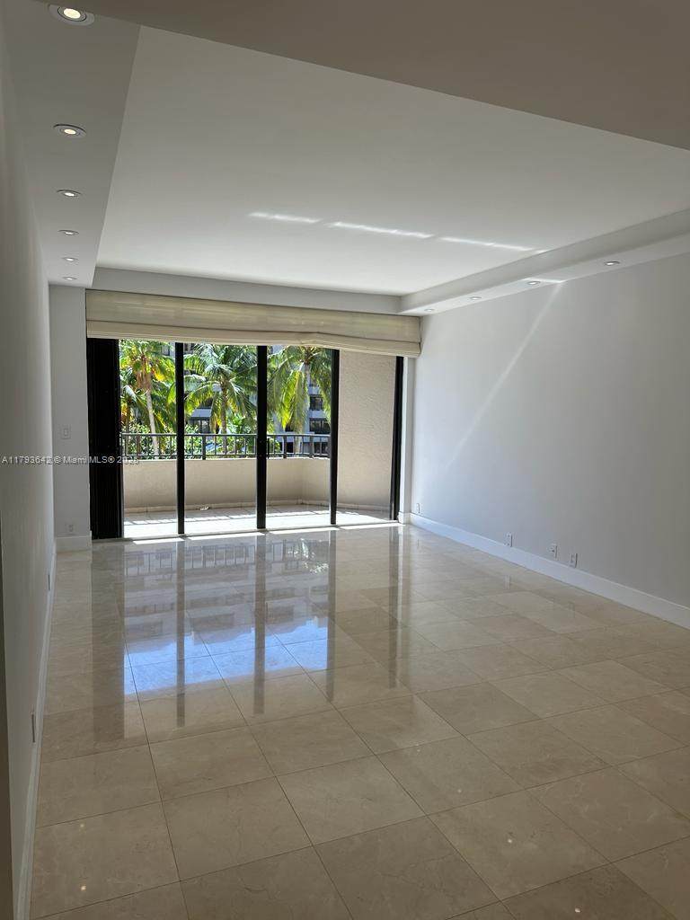 https://bt-photos.global.ssl.fastly.net/miami/orig_boomver_1_A11793642-2.jpg