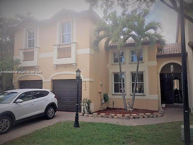 4854 110th Pl - Photo 1