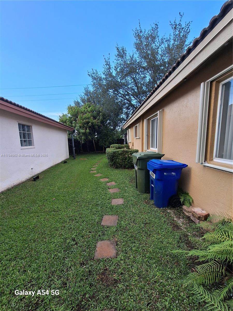 https://bt-photos.global.ssl.fastly.net/miami/1280_boomver_1_A11794562-2.jpg