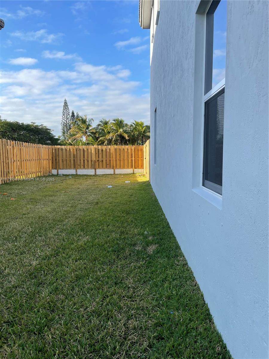 29196 163rd Ct - Photo 1