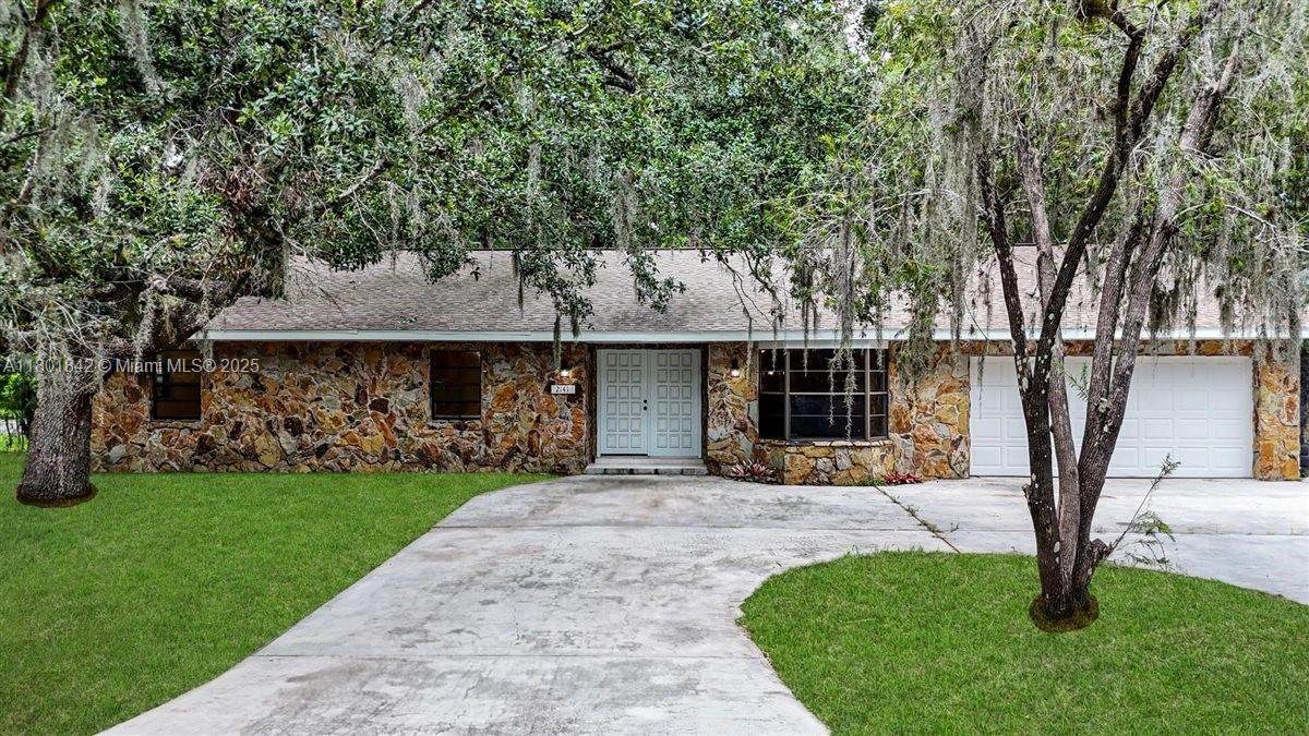 2141 Oak Beach Blvd - Photo 1