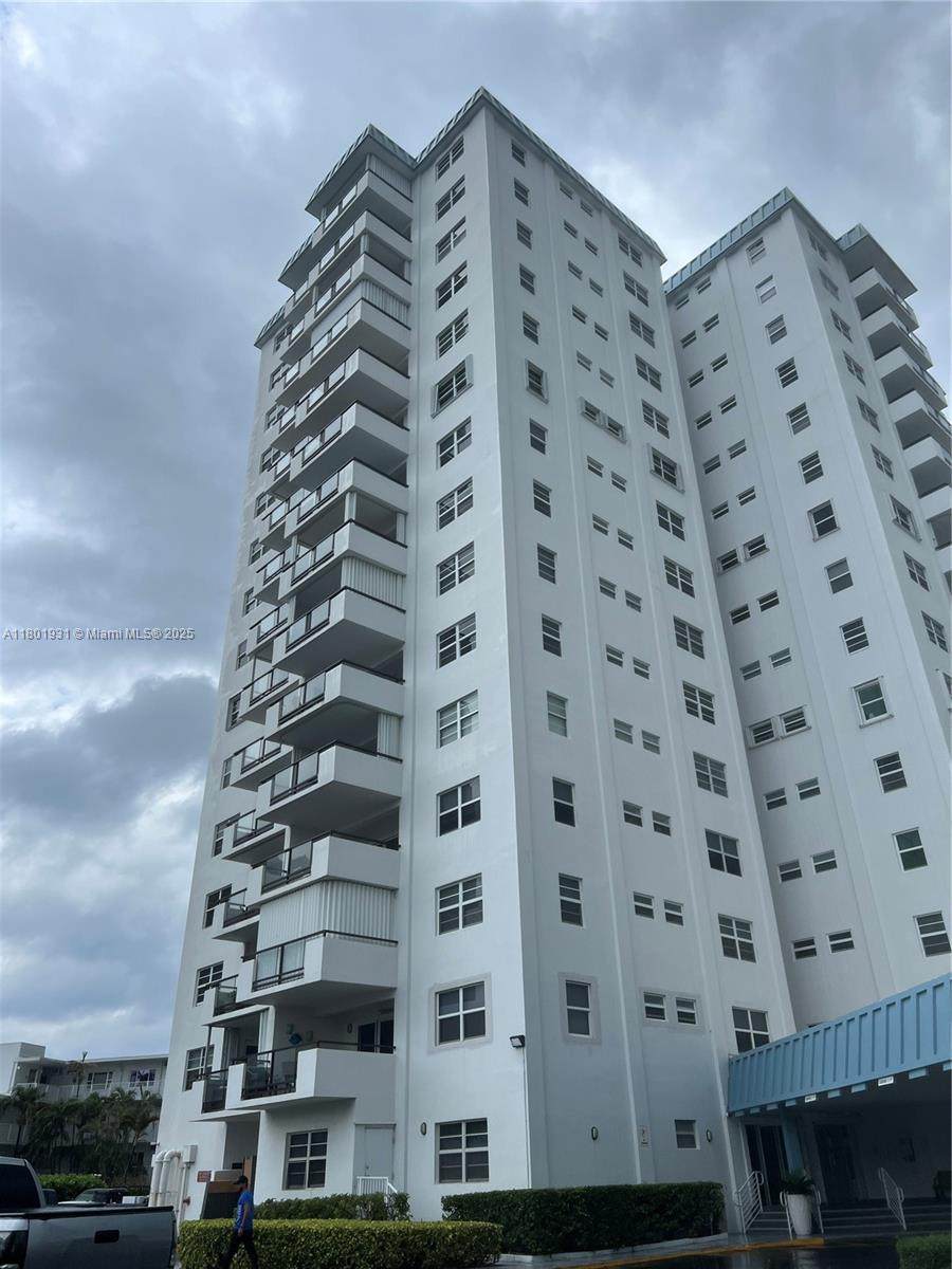 1500 Ocean Blvd - Photo 1