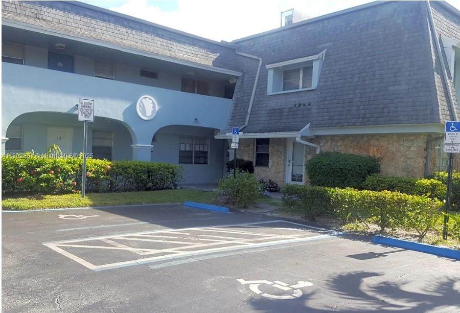 4271 5th St - Photo 1