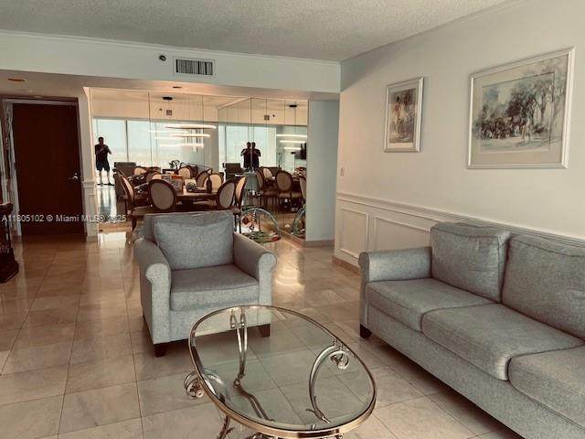 1000 Island Blvd - Photo 1