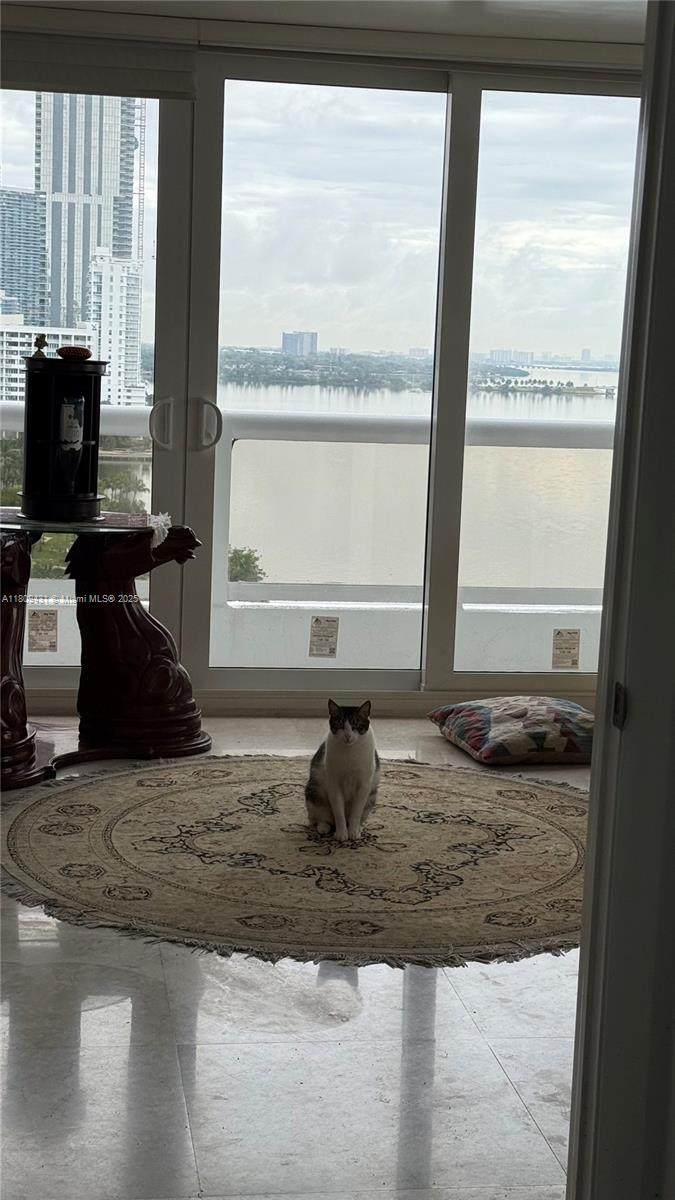 https://bt-photos.global.ssl.fastly.net/miami/1280_boomver_1_A11809431-2.jpg
