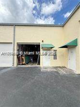 14305 142nd St - Photo 1