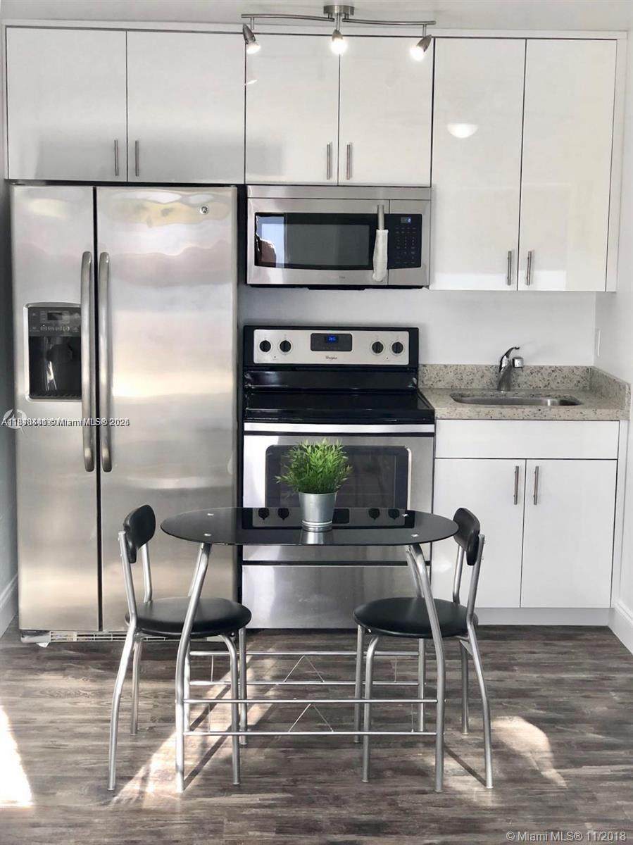 2344 Flagler St - Photo 1