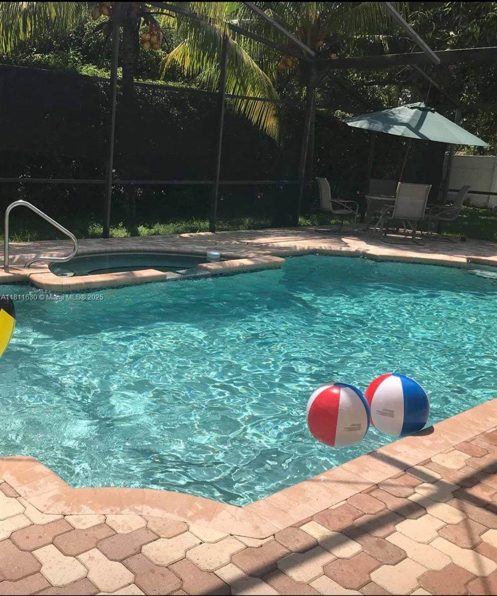 411 Martin Rd - Photo 1