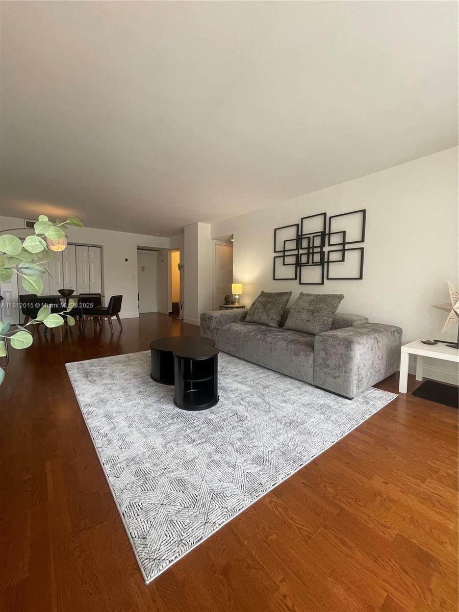 20505 Country Club Dr - Photo 1