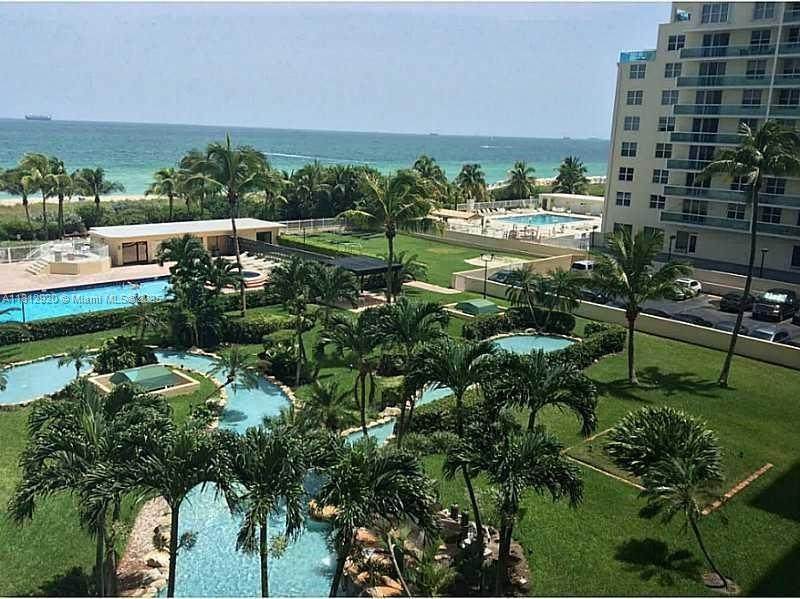 5005 Collins Ave - Photo 1