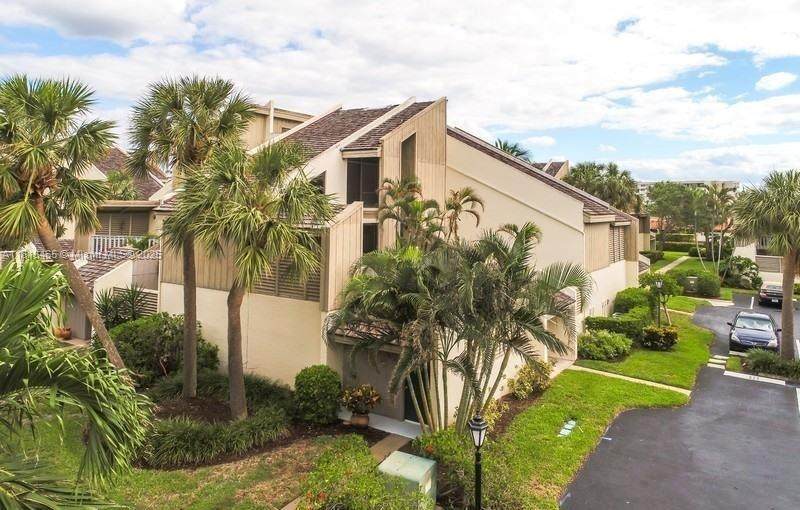 1605 Us Highway 1 - Photo 1