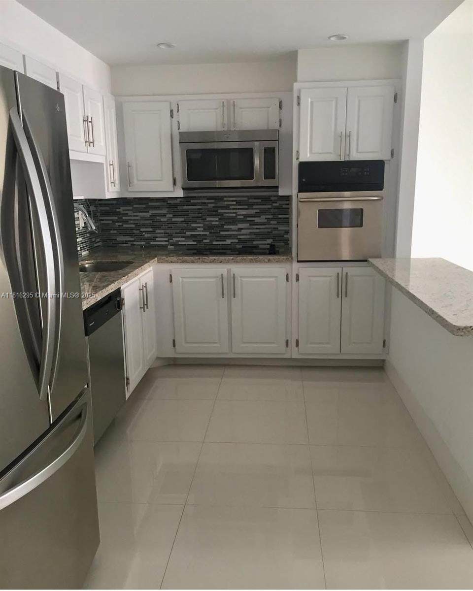 19380 Collins Ave - Photo 1
