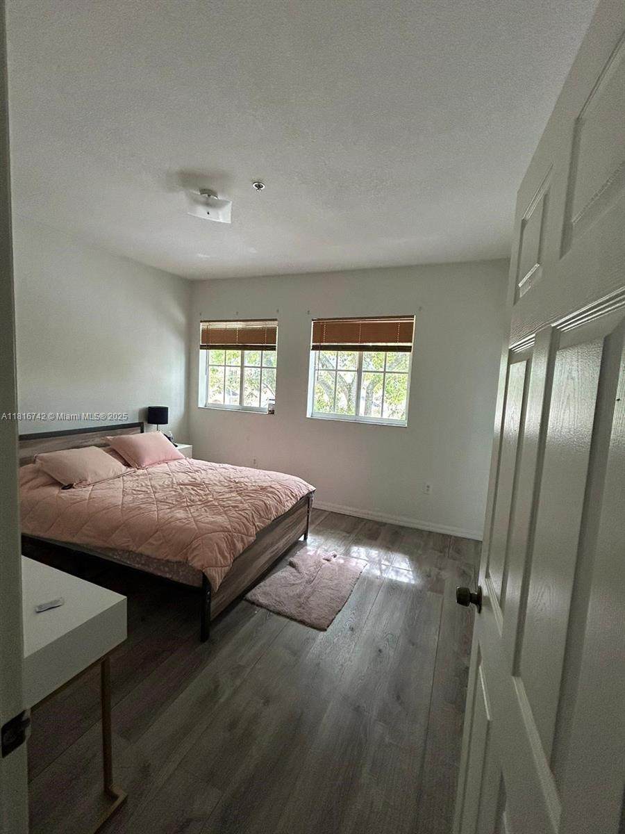3924 52nd Ave - Photo 1