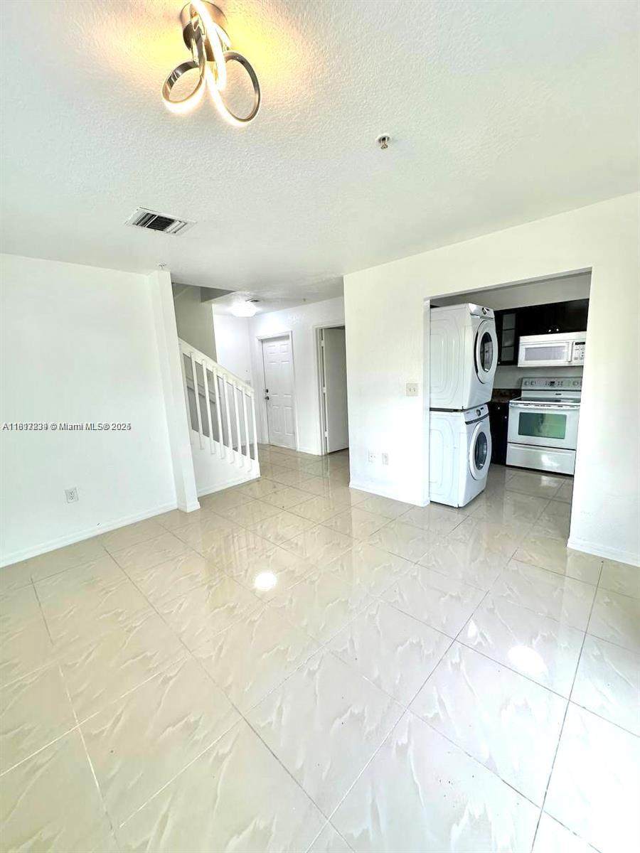 2066 167th St - Photo 1