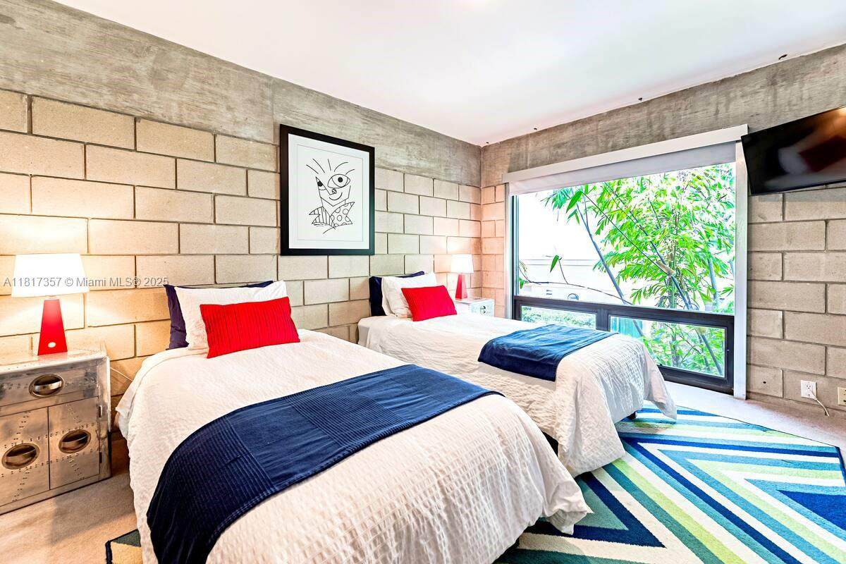 322 Hendricks Isle - Photo 1