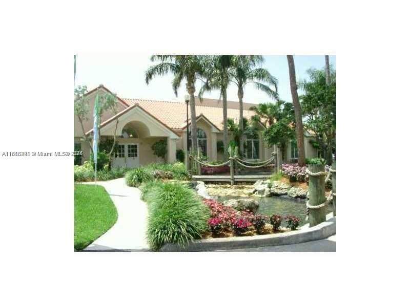 3390 Pinewalk Dr N - Photo 1