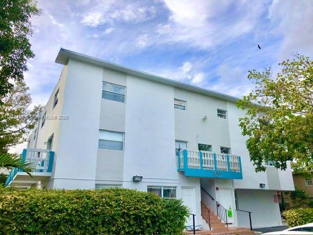 7820 Bayshore Ct - Photo 1