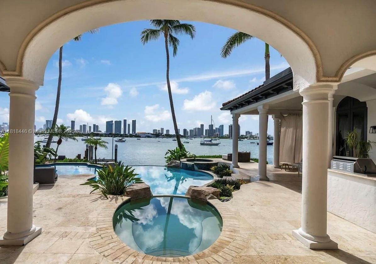 432 Hibiscus Dr - Photo 1