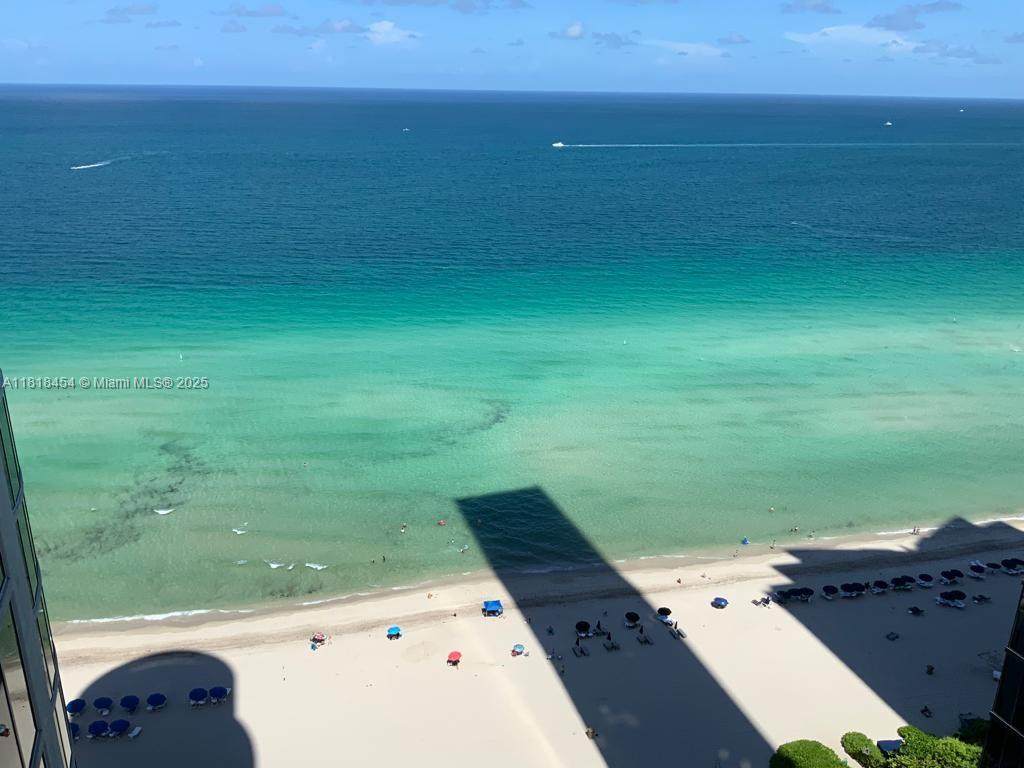 17201 Collins Ave - Photo 1