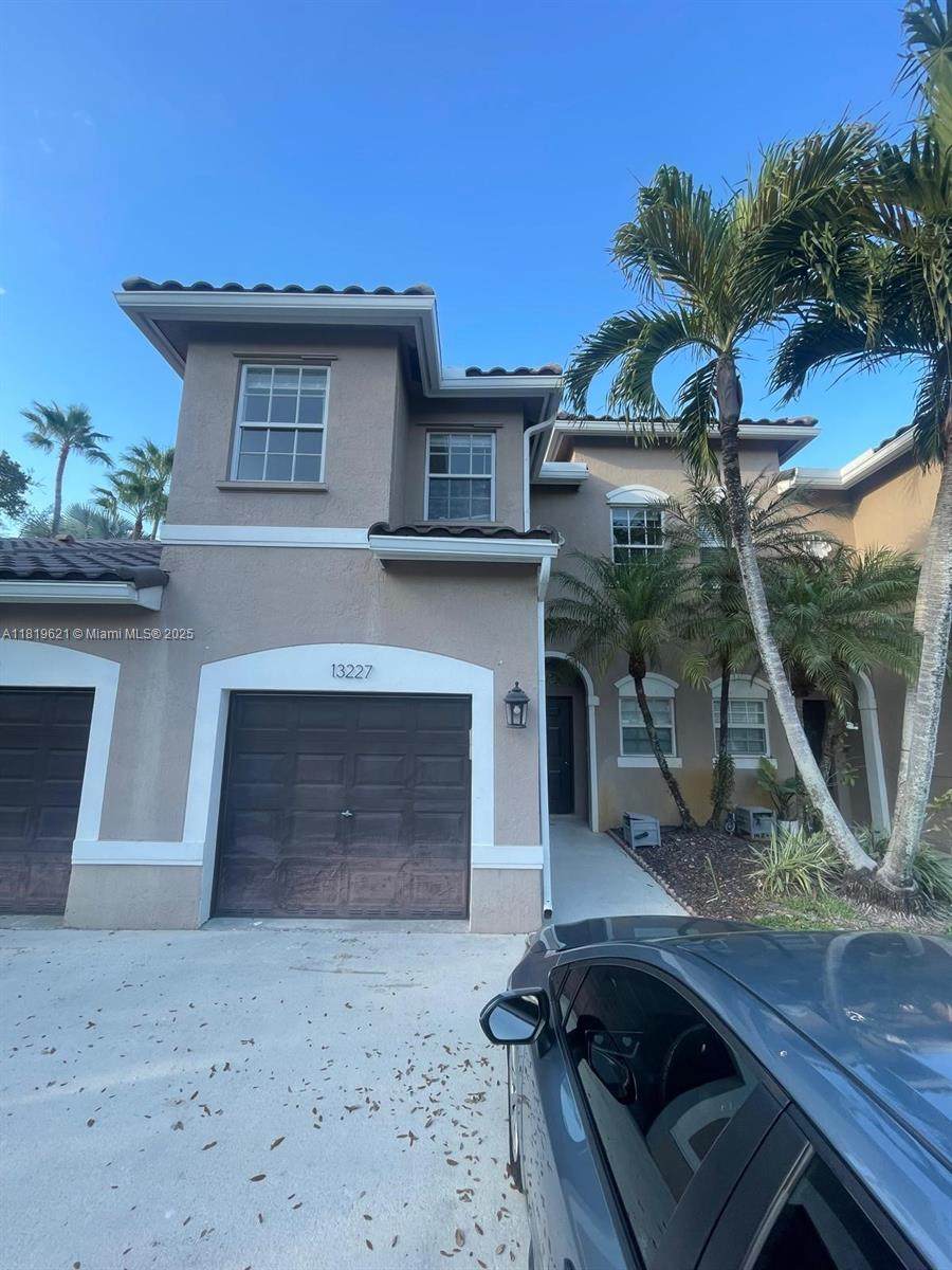 13227 7th Dr - Photo 1