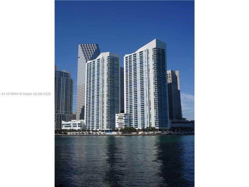 335 Biscayne Blvd - Photo 1