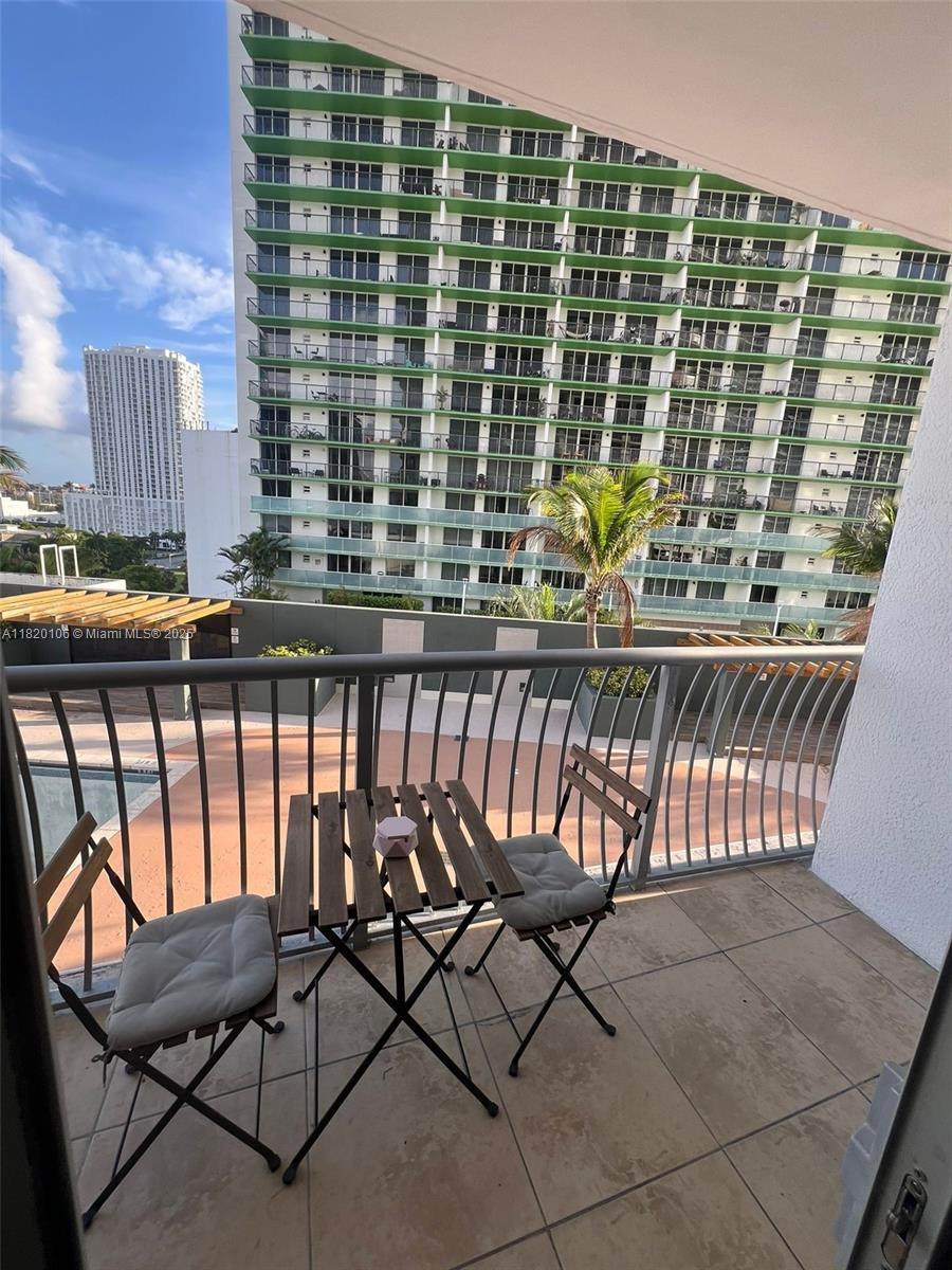1750 Bayshore Dr - Photo 1