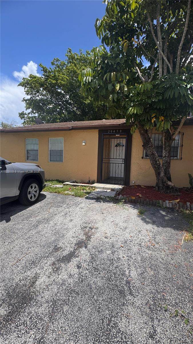 20450 29th Pl - Photo 1