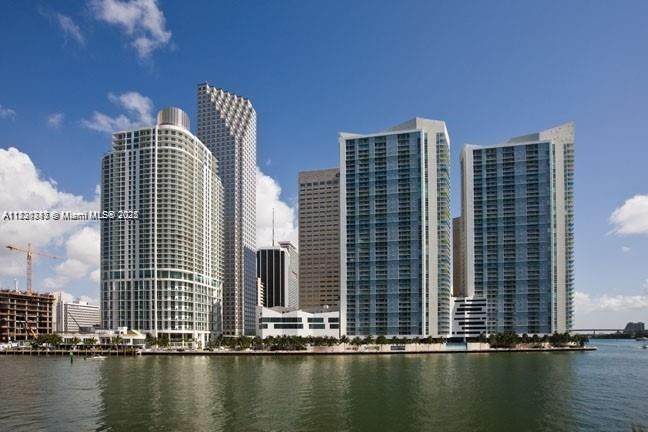 300 Biscayne Blvd - Photo 1