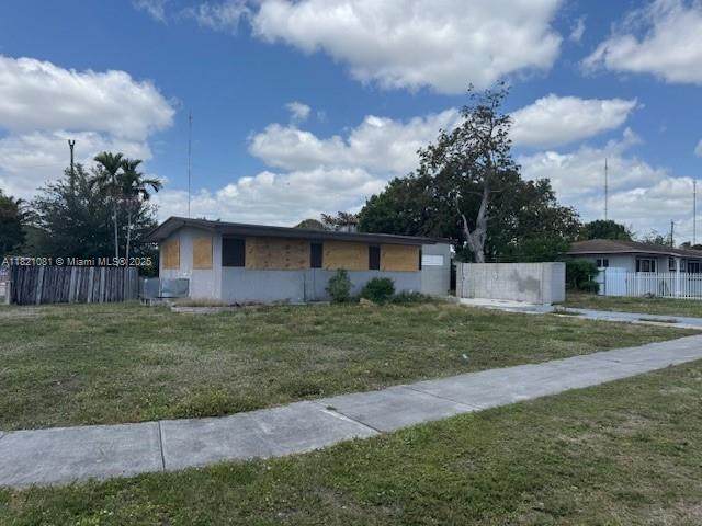 19800 Miami Ct - Photo 1