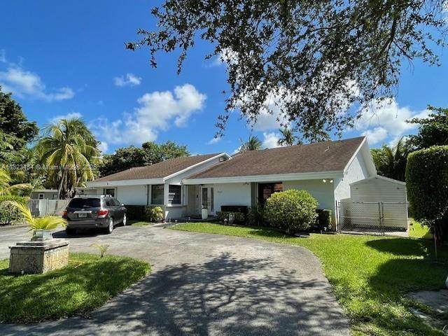 5780 59th Pl - Photo 1