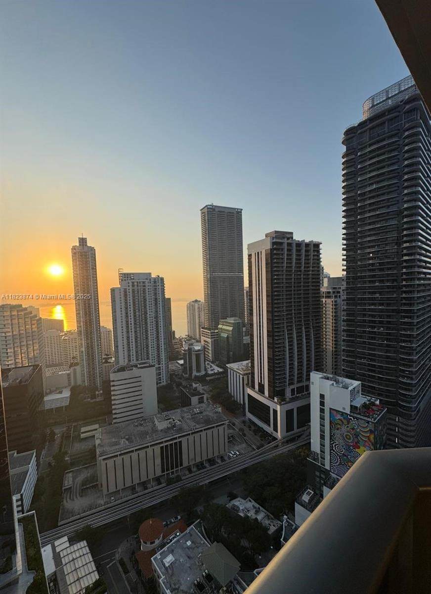 https://bt-photos.global.ssl.fastly.net/miami/orig_boomver_1_A11823874-2.jpg