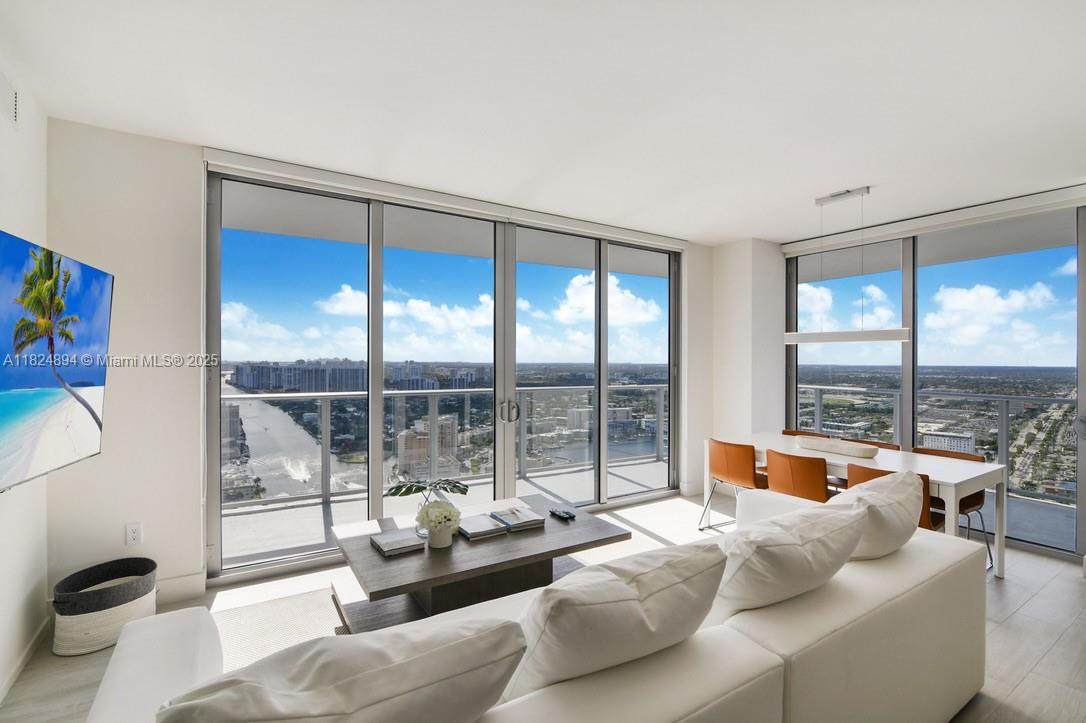 4010 Ocean Dr - Photo 1