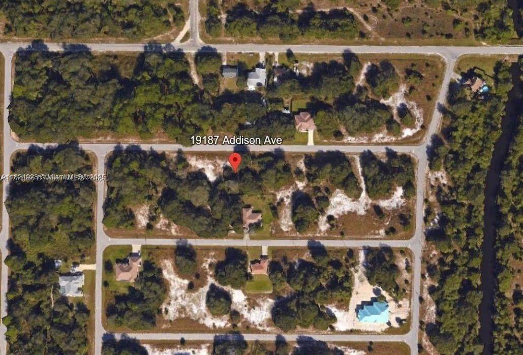 19187 Addison Ave - Photo 1