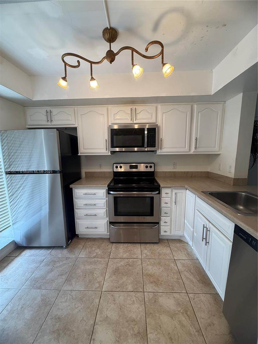 2371 15th St - Photo 1