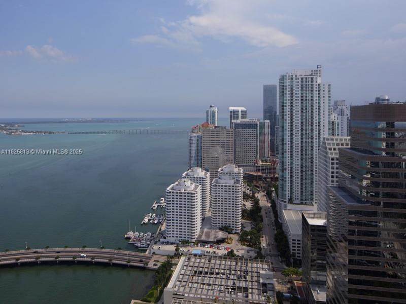 https://bt-photos.global.ssl.fastly.net/miami/orig_boomver_1_A11825813-2.jpg