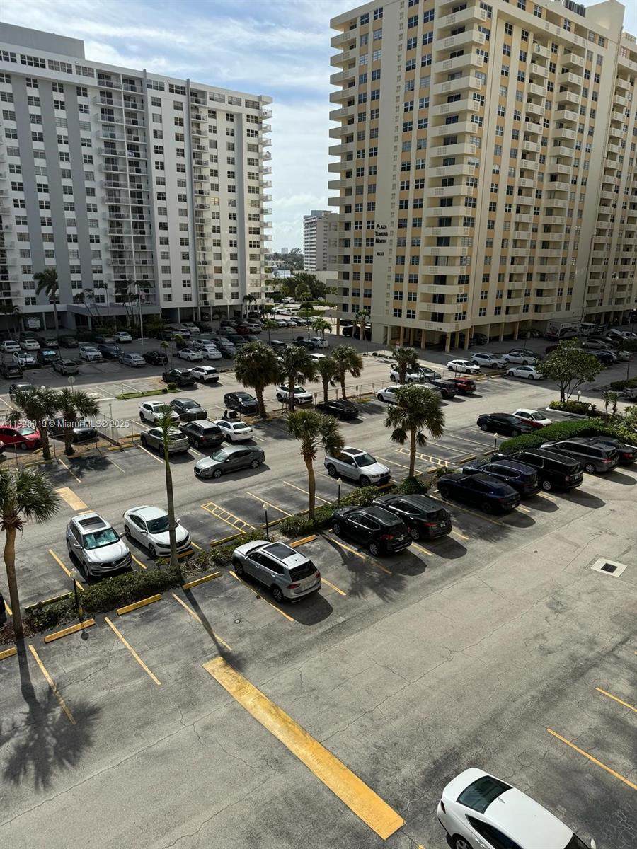 https://bt-photos.global.ssl.fastly.net/miami/orig_boomver_1_A11826019-2.jpg