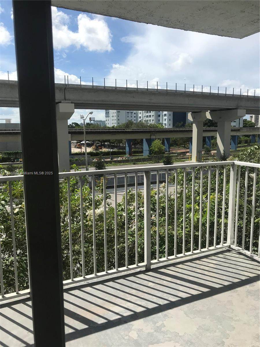 850 Miami Ave - Photo 1