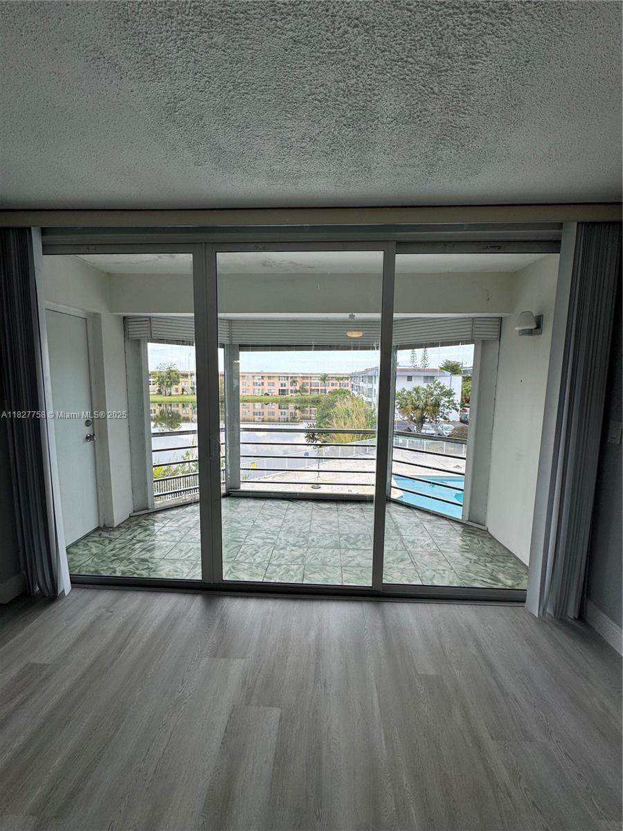 https://bt-photos.global.ssl.fastly.net/miami/orig_boomver_1_A11827758-2.jpg