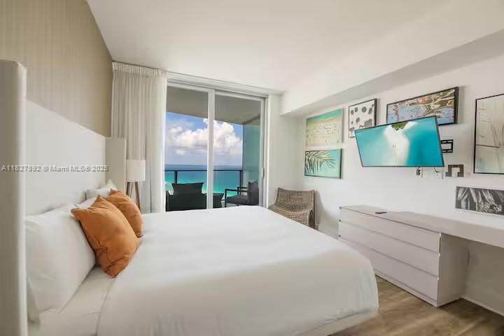 4111 Ocean Dr - Photo 1