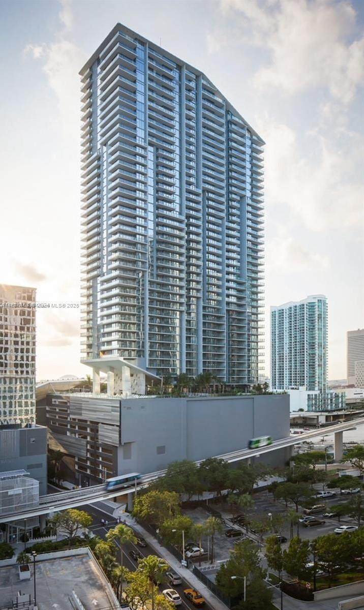 https://bt-photos.global.ssl.fastly.net/miami/orig_boomver_1_A11828154-2.jpg
