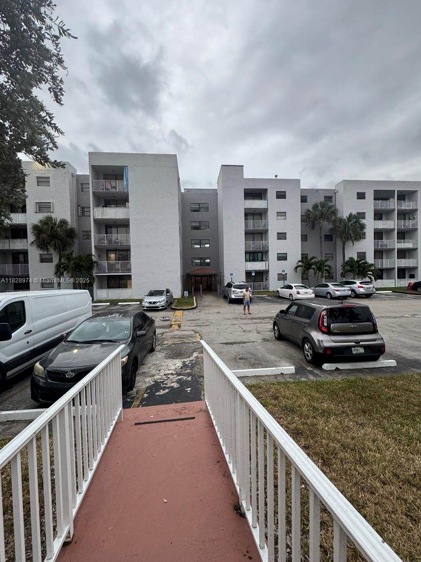 https://bt-photos.global.ssl.fastly.net/miami/orig_boomver_1_A11828974-2.jpg