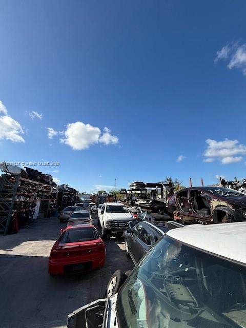 https://bt-photos.global.ssl.fastly.net/miami/orig_boomver_1_A11829441-2.jpg