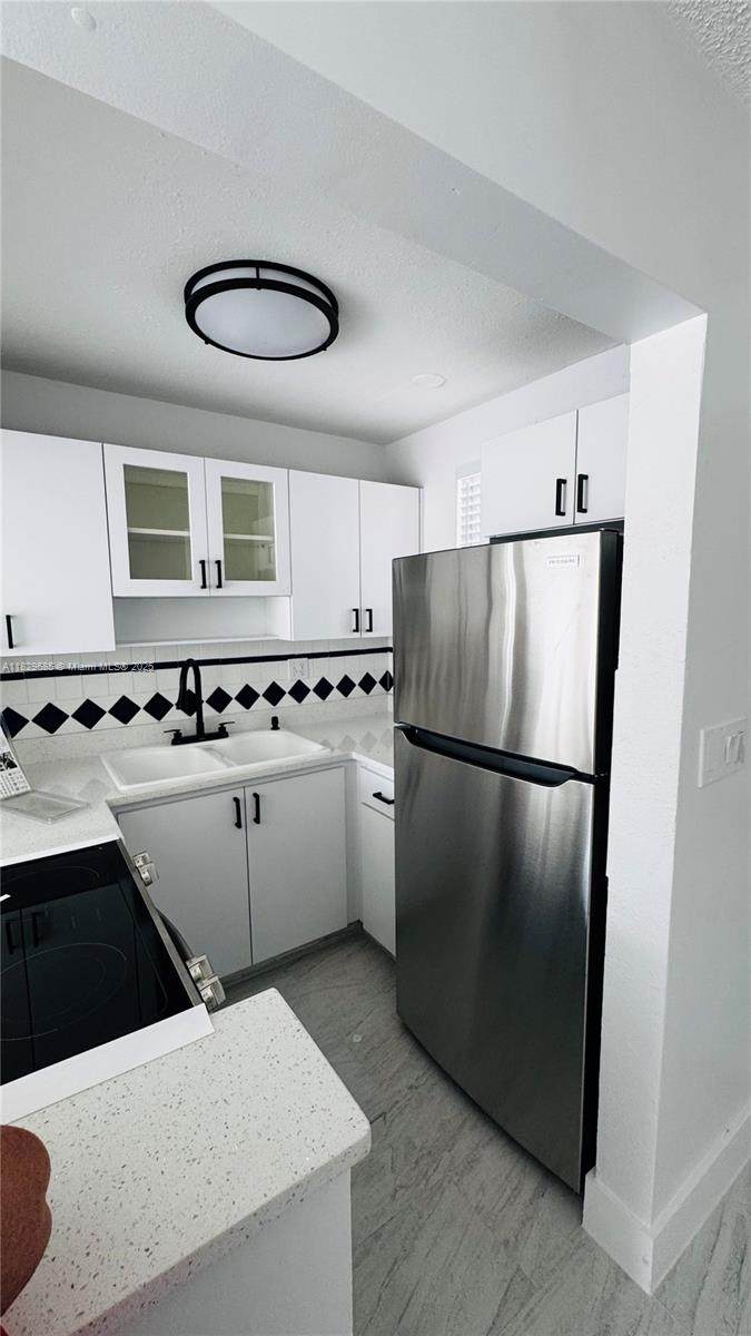 2385 11th St - Photo 1