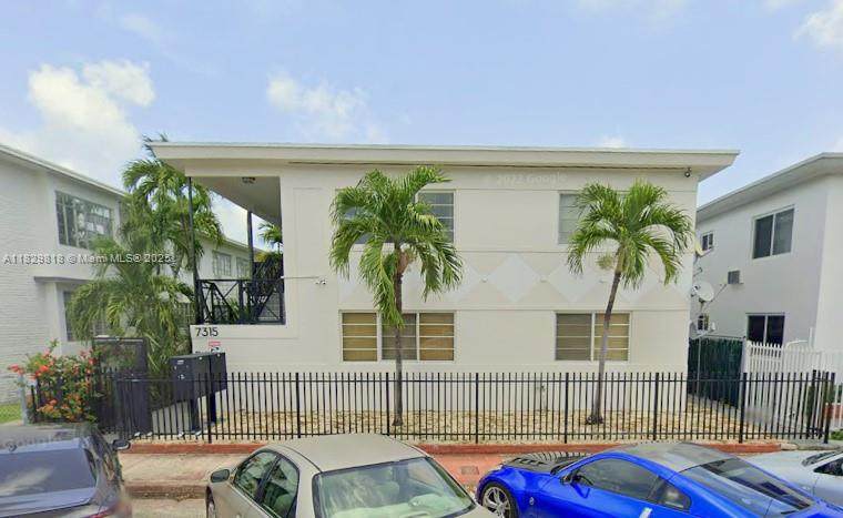 7315 Byron Ave - Photo 1