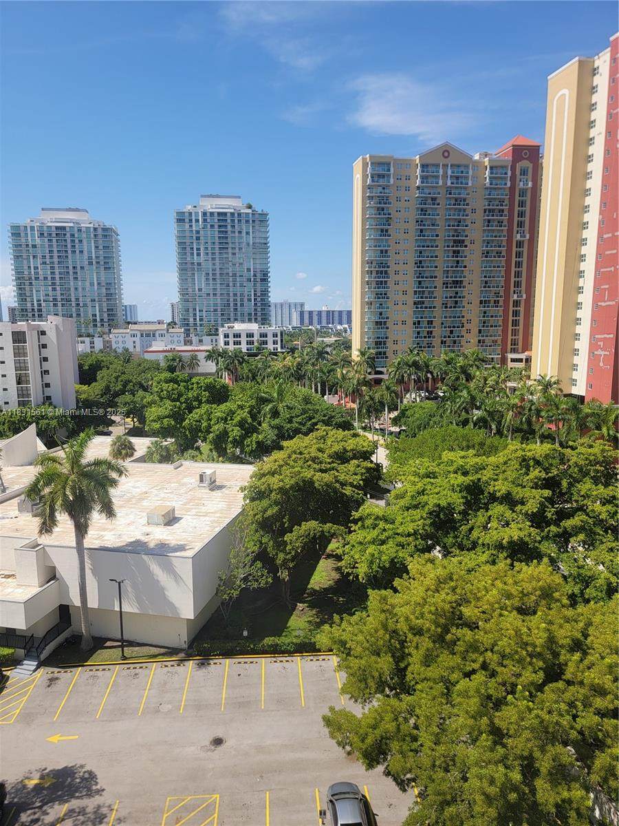 https://bt-photos.global.ssl.fastly.net/miami/orig_boomver_1_A11831561-2.jpg