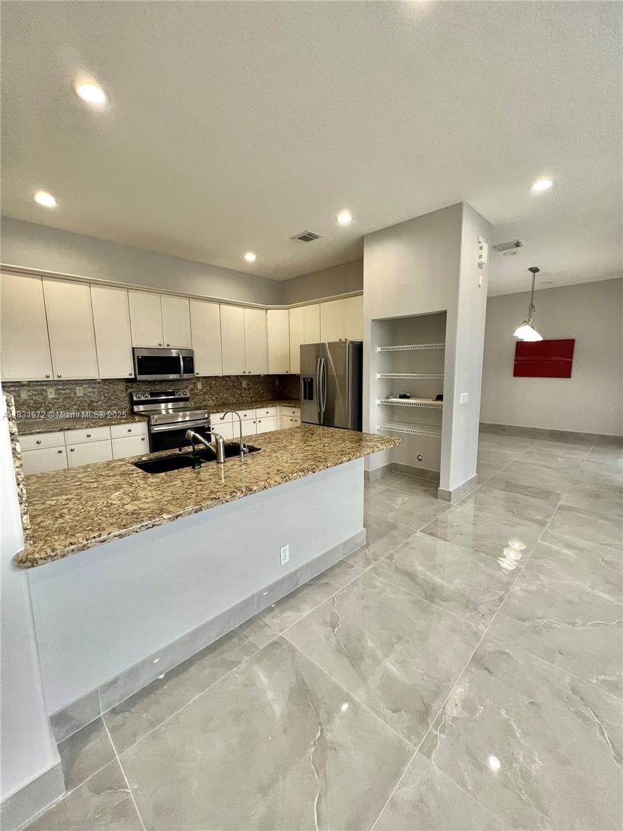 3810 51st St - Photo 1